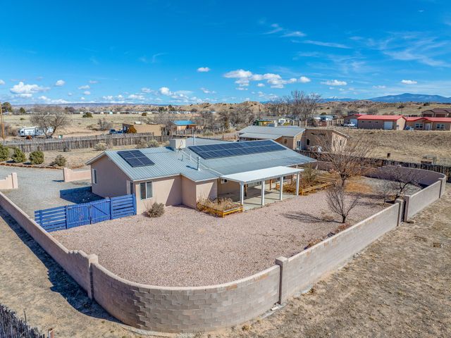 2 Mesilla Verde, Espanola, NM 87532