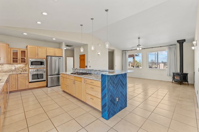 2 Mesilla Verde, Espanola, NM 87532