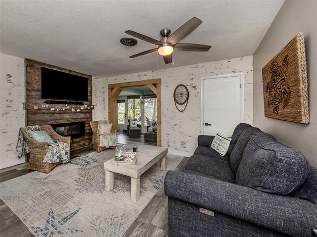 335 ENGLEWOOD ISLES PARKWAY 55, Englewood, FL 34223