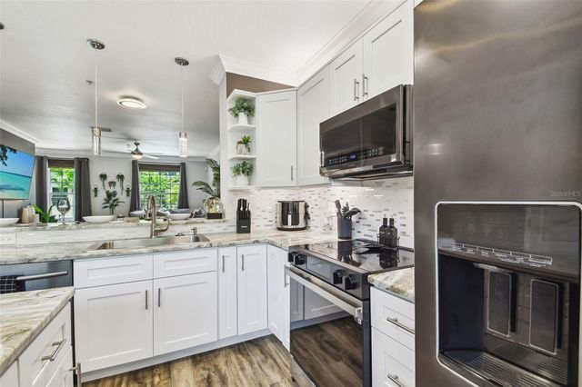 3174 BAYSHORE OAKS DRIVE, Tampa, FL 33611