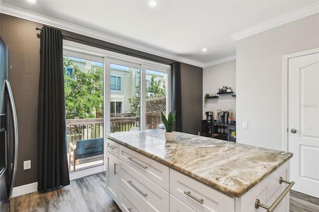 3174 BAYSHORE OAKS DRIVE, Tampa, FL 33611