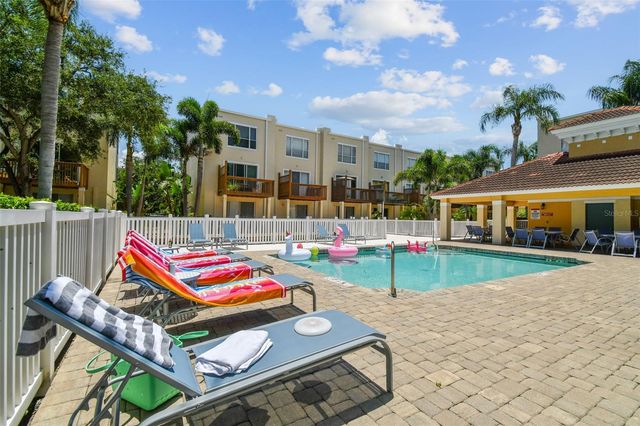 3174 BAYSHORE OAKS DRIVE, Tampa, FL 33611