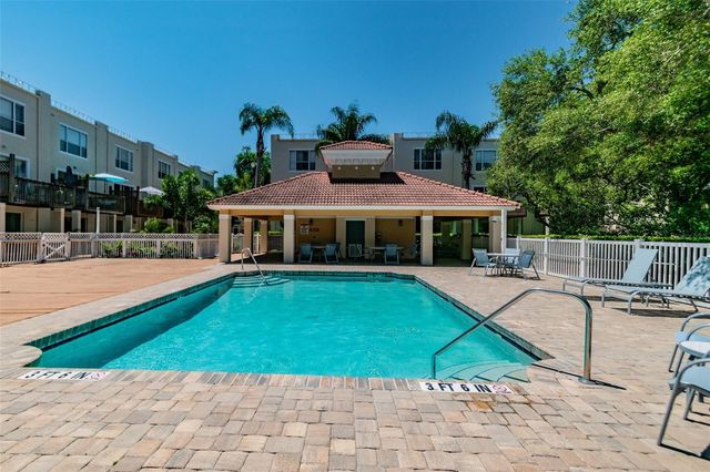 3174 BAYSHORE OAKS DRIVE, Tampa, FL 33611