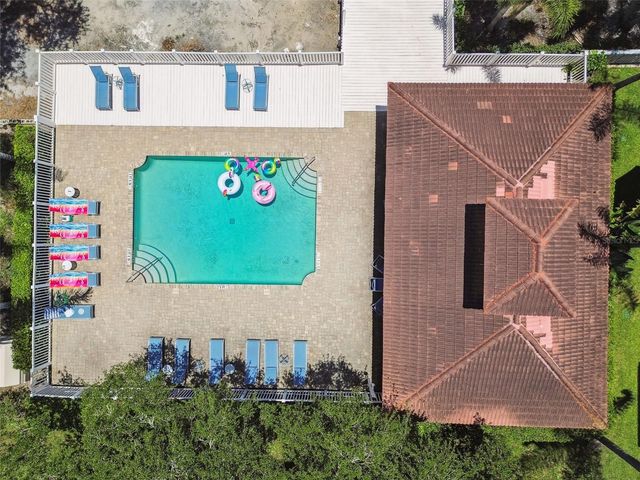 3174 BAYSHORE OAKS DRIVE, Tampa, FL 33611