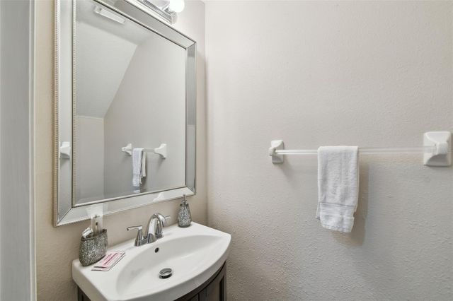 3174 BAYSHORE OAKS DRIVE, Tampa, FL 33611