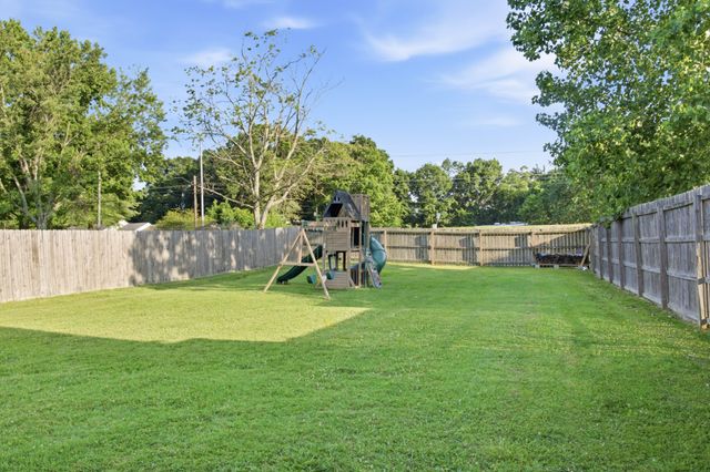 1005 Sassafras Ln, Goodlettsville, TN 37072