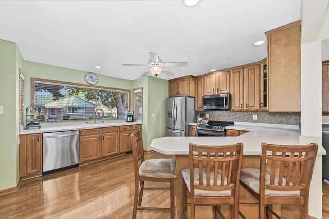 3634 N 97th PLACE, Milwaukee, WI 53222