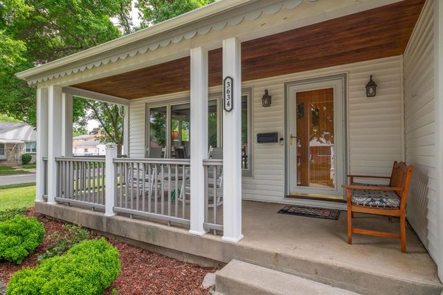3634 N 97th PLACE, Milwaukee, WI 53222