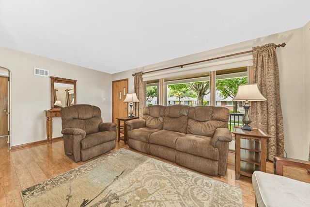 3634 N 97th PLACE, Milwaukee, WI 53222