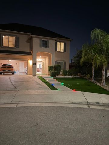 1616 N Delbert Avenue, Fresno, CA 93722