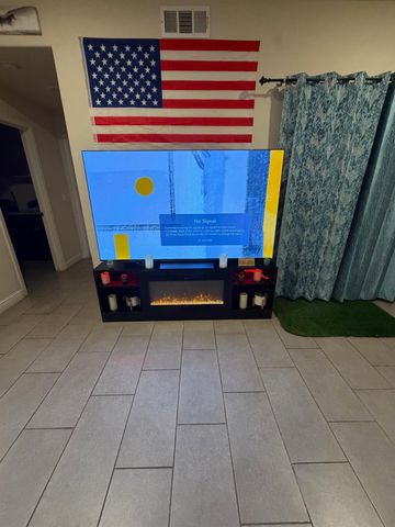 1616 N Delbert Avenue, Fresno, CA 93722