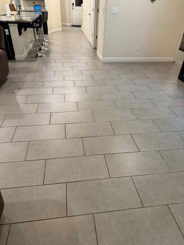 1616 N Delbert Avenue, Fresno, CA 93722