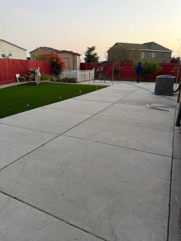 1616 N Delbert Avenue, Fresno, CA 93722