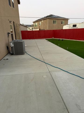 1616 N Delbert Avenue, Fresno, CA 93722