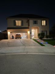 1616 N Delbert Avenue, Fresno, CA 93722