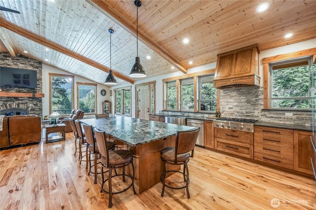 92 Broken O Lane, Leavenworth, WA 98826