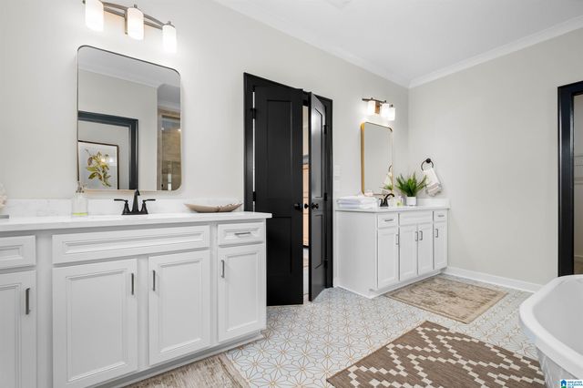 1223 BRAYFIELD CREST DRIVE, Vestavia Hills, AL 35242