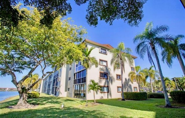 1400 SW 131st Way 408q, Pembroke Pines, FL 33027