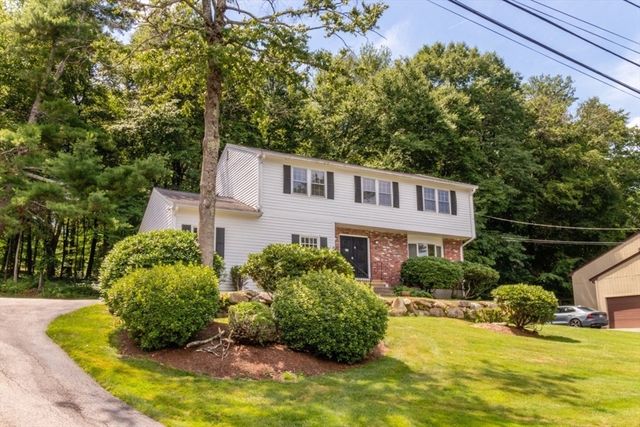 5 Tomkins Ln, Framingham, MA 01702