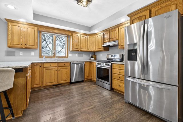 N371 FIELDSIDE LANE, Appleton, WI 54915