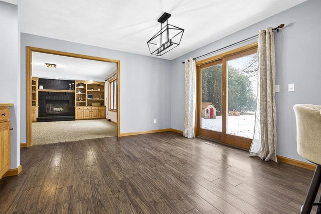 N371 FIELDSIDE LANE, Appleton, WI 54915