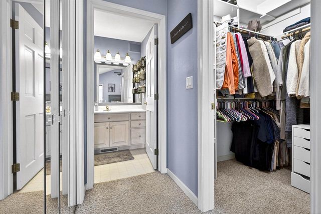 N371 FIELDSIDE LANE, Appleton, WI 54915