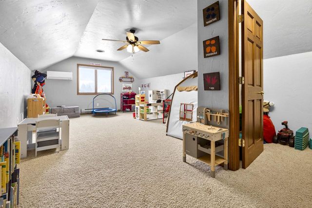 N371 FIELDSIDE LANE, Appleton, WI 54915