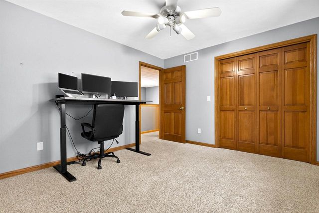 N371 FIELDSIDE LANE, Appleton, WI 54915