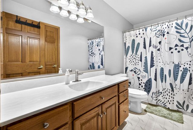 N371 FIELDSIDE LANE, Appleton, WI 54915