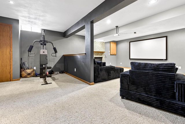 N371 FIELDSIDE LANE, Appleton, WI 54915