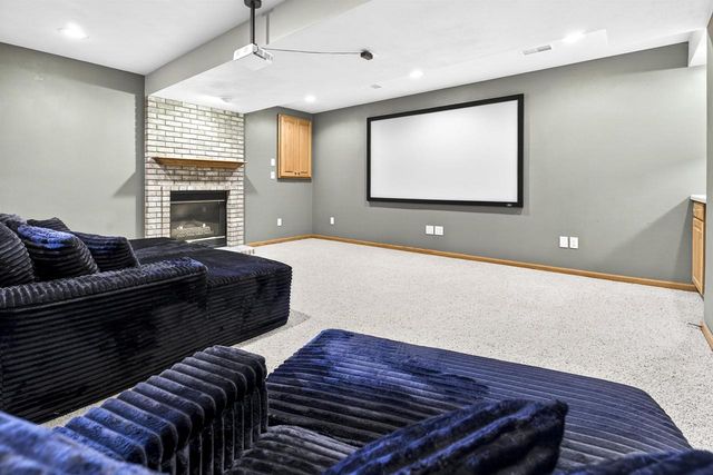 N371 FIELDSIDE LANE, Appleton, WI 54915