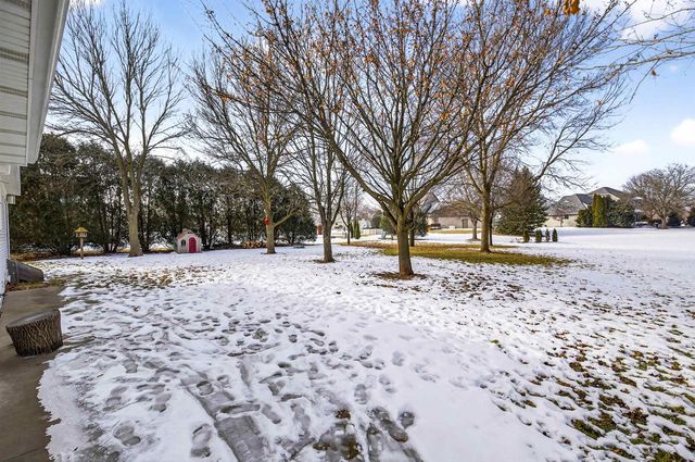 N371 FIELDSIDE LANE, Appleton, WI 54915