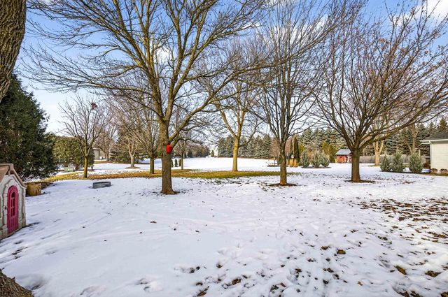 N371 FIELDSIDE LANE, Appleton, WI 54915