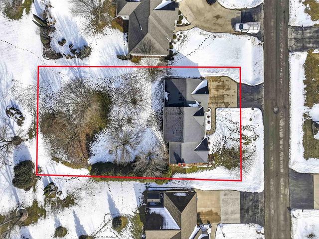 N371 FIELDSIDE LANE, Appleton, WI 54915