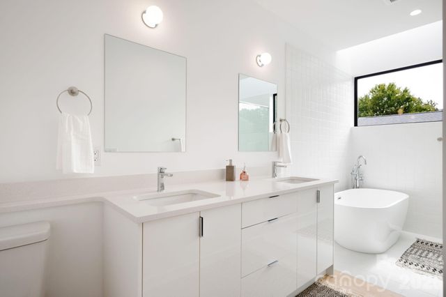 7 Haith Drive, Asheville, NC 28801