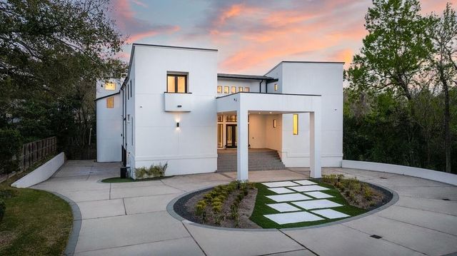 10663 Memorial Drive, Houston, TX 77024