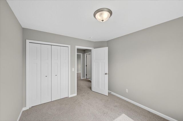 1012 Brandenburg Circle, Waverly, MN 55390