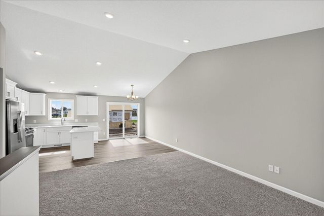 1012 Brandenburg Circle, Waverly, MN 55390