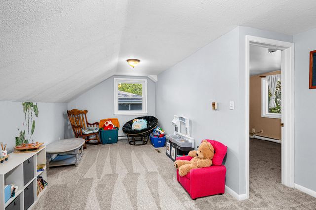 2412 Chambersburg Avenue, Duluth, MN 55811