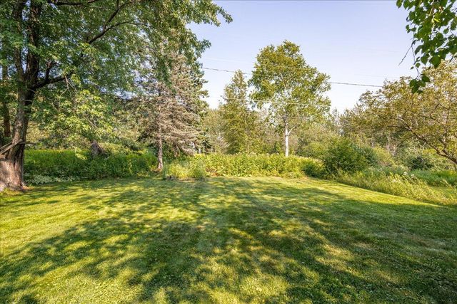 2412 Chambersburg Avenue, Duluth, MN 55811