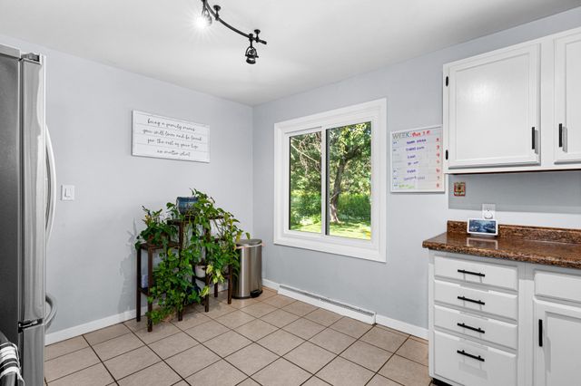 2412 Chambersburg Avenue, Duluth, MN 55811