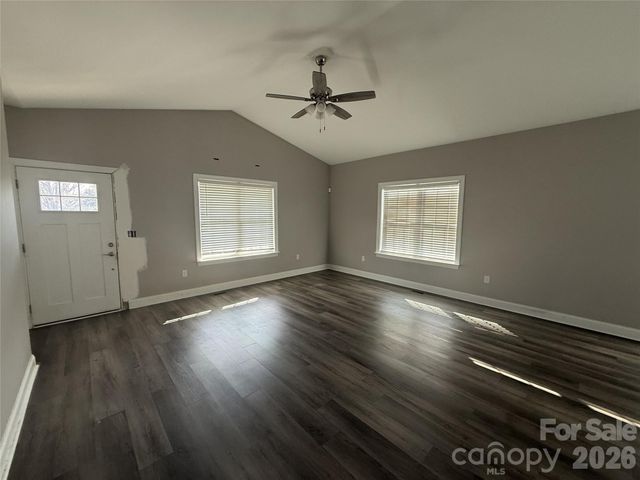 417 E Virginia Avenue, Bessemer City, NC 28016
