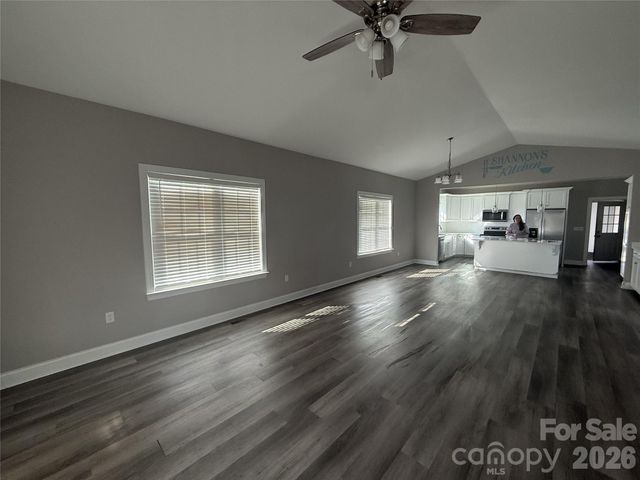 417 E Virginia Avenue, Bessemer City, NC 28016