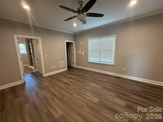 417 E Virginia Avenue, Bessemer City, NC 28016