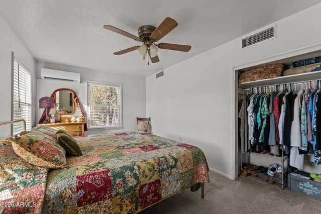 100 SWILLING Avenue, Wickenburg, AZ 85390