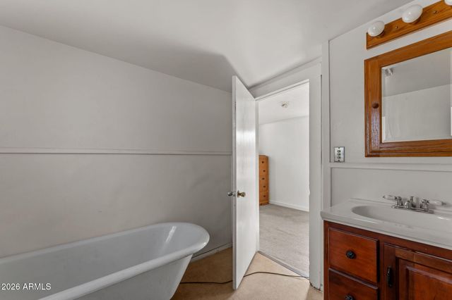 100 SWILLING Avenue, Wickenburg, AZ 85390