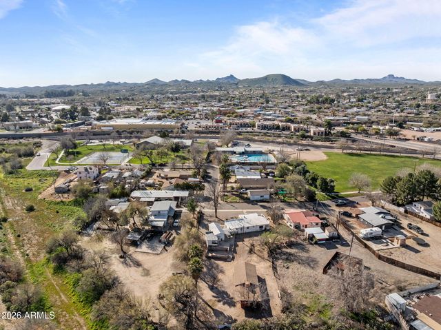100 SWILLING Avenue, Wickenburg, AZ 85390