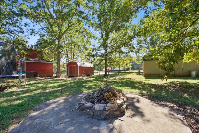 318 Snow Falls Lane, Dayton, TN 37321