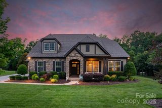 2009 Freeport Drive, Indian Trail, NC 28079