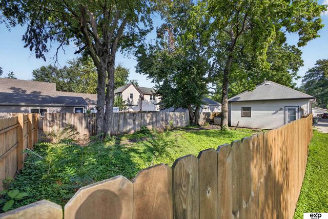 6733 Platte Avenue, Lincoln, NE 68507